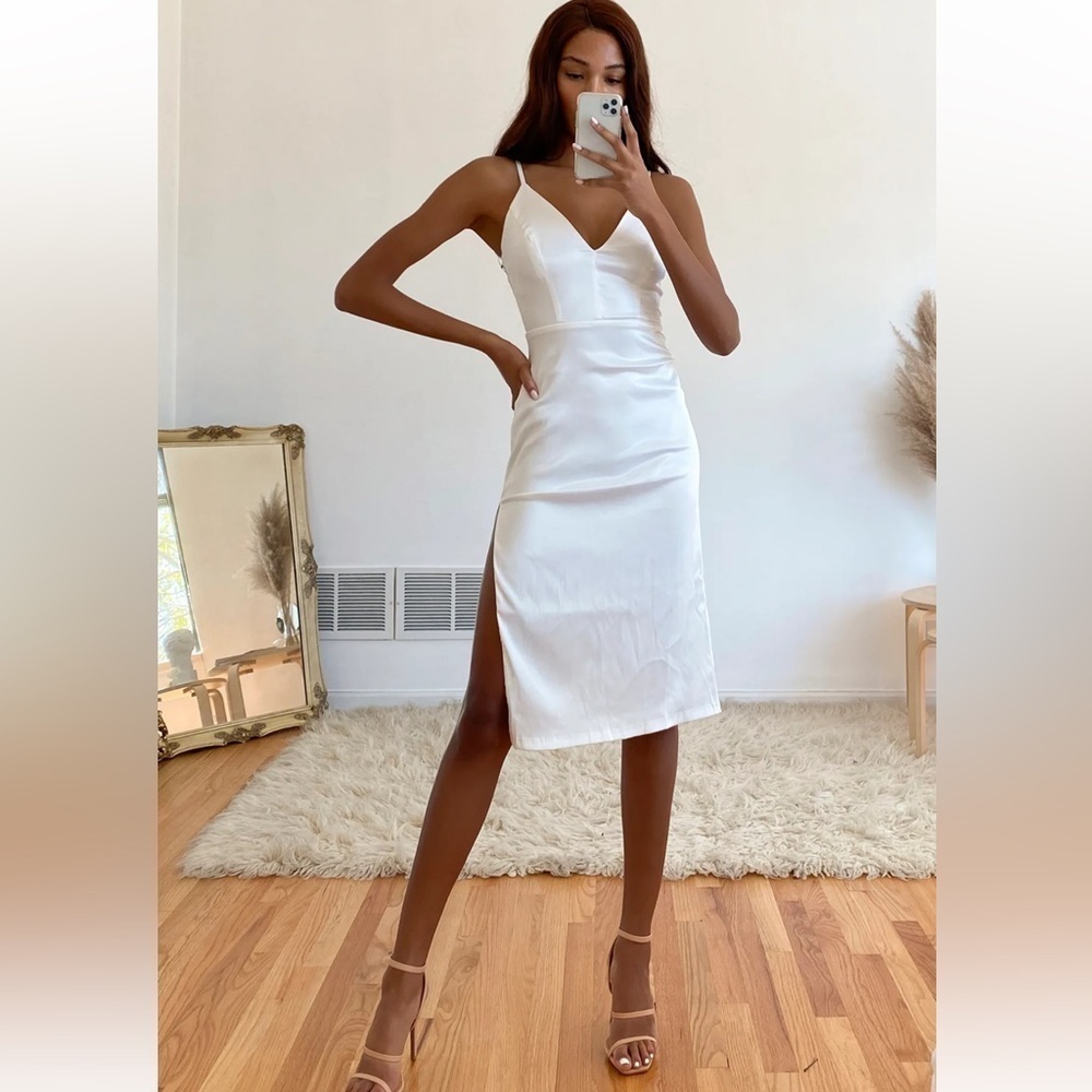 Lulus White Embroidered Bridal Shower Bachelorette Party Lace Dress Size L - Picture 3 of 10